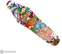 Rie: Sel design Rie: Sel Rit: ze hátsó sárvédő, matricabombás szemfogó