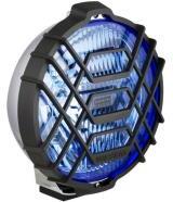 WESEM HO2.40060. Szúrófényű nagy kerek ködfényszóró, helyzetjelzővel. CRÓM műanyag házzal halványkék üveggel +rács. Méretei: 183x97mm. Felfogatás: alul középen ( M10, -es) csavarral. Teljes magasság: 214mm.