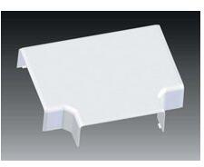 KOPOS Parapetcsatorna T-idom 80x40-hez 80mmx 40mm 80mm-sz/leágazó műanyag fényesfehér EKD KOPOS - 8504_HB (8504_HB)