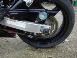 R&G RACING lengőkar védő GSXR-hez R&G RACING Vázak, idomok, kiegészítők Védőelemek Motorvédők