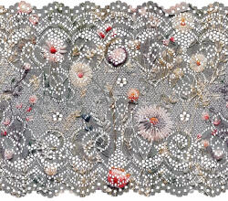 Takoy Elasztikus csipke 15 cm réti virágok Antonia hímzés utánzat szürke