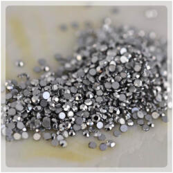 Zodiac - strasszkő ss3 Labrador