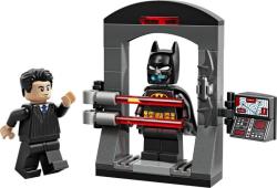 LEGO® DC Batman™ - Bruce Wayne és a denevérruha (30726)