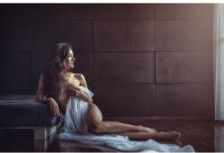 MÉDIA Öntapadós portré63 Akt nő, 250 x 200 cm (FOTOTAP13894)