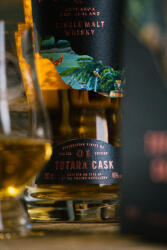 Pōkeno Whisky Pōkeno Totara Cask - Exploration Series 01 46% 0, 7l DD