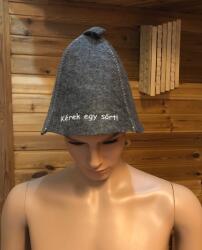 Sauna Cool Szürke filc szaunasapka Kérek egy sört hímzéssel