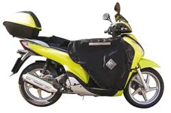 Tucano Urbano R079-N lábtakaró Honda 125 SH 2009-2012 (Thermoscud, S. G. A. S. Anti-flap rendszer) TUCANO URBANO Váz, idomok és járműkiegészítők Járműtakarók és lábvédők Lábvédő kötények és lábtakarók
