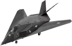 Revell Сглобяем модел Revell - Военен самолет Стелт, Нощен ястреб (R03899)