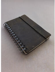 Presco Keménytáblás notesz krémszínű lapokkal leszorító gumiszalaggal Purple Flowers 130x210mm, Presco - papirx