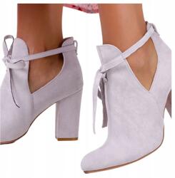 Casu Női Bokacsizma Dekoratív Megkötéssel 38-as (G22X8/G)