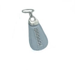 Amnisu fényes szürke swarovski köves bőr kulcstartó h1005