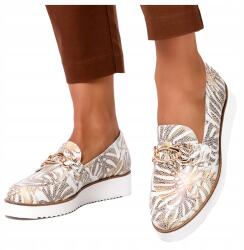 Casu Női Bőr Mokaszin Díszített Arany Színű Lánccal Divatos Belebújó Cipő 40-es méret (7079960000408)