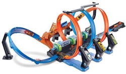 Mattel Corkscrew Crash Trackset (FTB65) Figurina