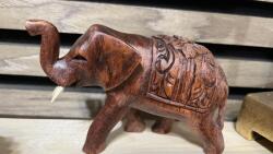  Egzotikus fa elefánt - Mahagoni