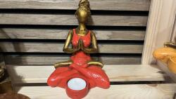  Jógaszobor mécsestartó - Piros