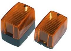 Dasteri Sárga irányjelző, tégla alakú, MAGAS TALPAS kivitel, 90x60mm, mag. : 79mm - 8060/47B (8060/47B) - szervizfelszereles