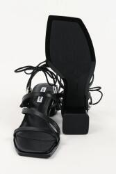 Karl Lagerfeld Кожени сандали Karl Lagerfeld Kayla (KL35416.000)