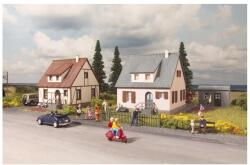 Piko 61145 Neuburgi házak fészerrel, 2 db (4015615611455)