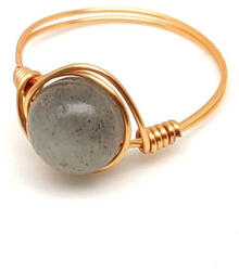R. M. ékszer Intuitív védelem labradorit drót gyűrű 8mm arany színű dróttal (019285)