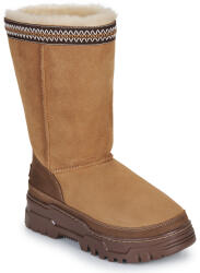 UGG Cizme de zapadă Femei W CLASSIC TALL TRAILGAZER UGG Maro 39