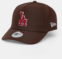 New Era baseball sapka OUTLINE SCRIPT E-FRAME - barna Univerzális méret