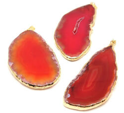 R. M. ékszer Szenvedély piros achát lap medál arany színű foglalattal 25x40-70mm (022414)