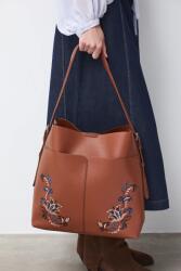 MEDICINE kézitáska - barna Univerzális méret - answear - 19 990 Ft