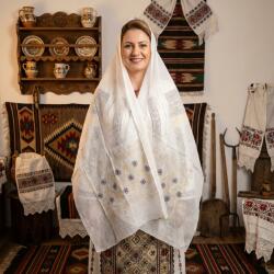 Ie Traditionala Marama traditionala Ilinca