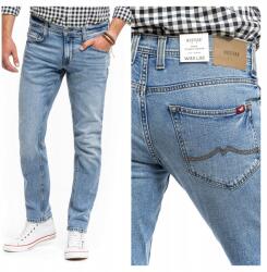 Mustang Oregon Tapered Férfi farmer nadrág szűkített W31 L32 (1014040 5000 202)