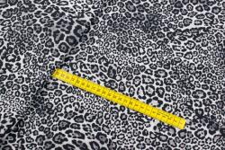  Silki Szövet, Párduc Minta, Ruhákhoz, Dekorációkhoz, Szürke Színben (SILKI106)