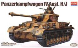 Academy Kit model tanc 13234 - PANZER GERMAN IV H/J (1: 35) (36-13234)