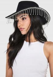 Prettylittlething Fekete Kerek Cowboy Kalap Prettylittlething Díszítéssel