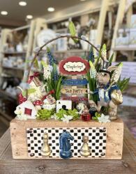 Kreatív Húsvéti asztali dísz "Alíz Csodaországban" romantikus