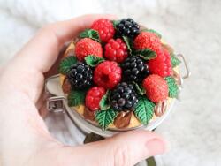 Atellier Wearable Art Borcan decorat Fruitylicious