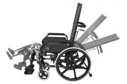 SALUS B-4200/p 46 cm th+tl kerekesszék (rokkant) emelhető lábtartóval és dönthető háttámlával