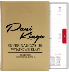  Könyvnaptár Arany A5 2026 Ajándék Tanárnak Név Osztály Minták (Kalendarz a5 2026 TERMINARZ PLANER ORGANIZER)