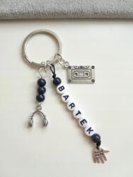 Alekorale-elbląg Retro Kulcstartó Kazetta Fejhallgató Kéz Név Felirat (560)