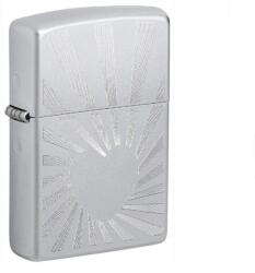 Zippo szálcsiszolt króm benzines öngyújtó - Sugárzó szeretet mintával (Z-190104-2)