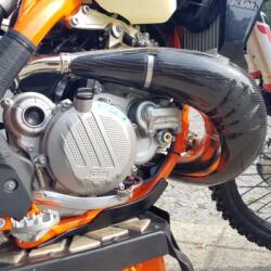 Extremecarbon Kipufogó Védő KTM EXC/SX 250/300 2017-2019 NARANCSSÁRGA/SZÉN 01. C. 01. E. 0006 NARANCSSÁRGA (01.C.01.E.0006 ORANGE)