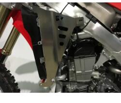 AXP Racing Hűtővédő PIROS HONDA CRF R RX 450 2017 - 2018 (AX1417)