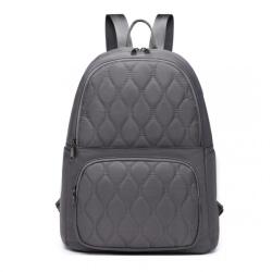 Konofactory Szürke steppelt városi hátizsák „Serenity (R250-grey)