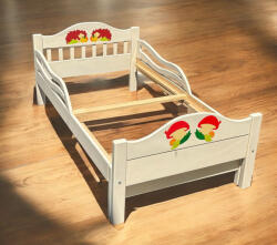 Gabeliz Bővíthető gyerekágy fából, törtfehér színben, 2-2 gomba süni dísszel, 80x140-180 cm (gyerekagy2) - pepita