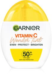Garnier Vitamin C Wonder Tint gyengéd tonizáló fluid SPF 50+ árnyalat Light 40 ml