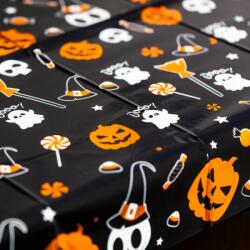 Family Halloween-i asztalterítő - alumínium hatású - 137 x 183 cm - apró motívumos, 56542E