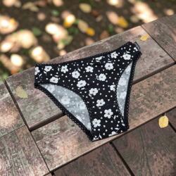 Barones női pamut bugyi - fekete, virágos S 114460