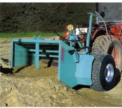 MAJAR Distribuitor de nisip semi-purtat 1100 KG (S400RL) - gradenia - 17 380,00 RON Masina de imprastiat