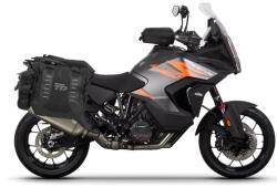 Shad Set de genti laterale adventure SHAD TERRA TR40, incluzand kitul de montaj SHAD KTM 1200 SUPER ADVENTURE S R (293476)