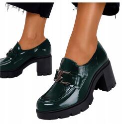 Casu Lakkozott Bőr Papucs Dekoratív Lánccal (20097/C)