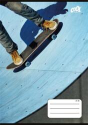 Victoria Füzet, tűzött, A5, vonalas, 32 lap, 4-8. osztály, COOL BY VICTORIA Urban Ride , 21-32 (ISVFC114)