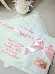 Gogofashion Trusou botez personalizat roz - 7 piese elegante pentru fete